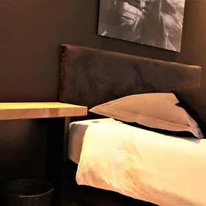 Accademia00 Bed & Breakfast Maastricht